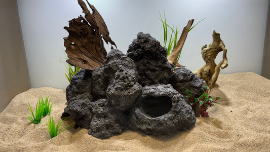 Caverocks #004 Volcanic Core 46x25x24cm (LxBxH)