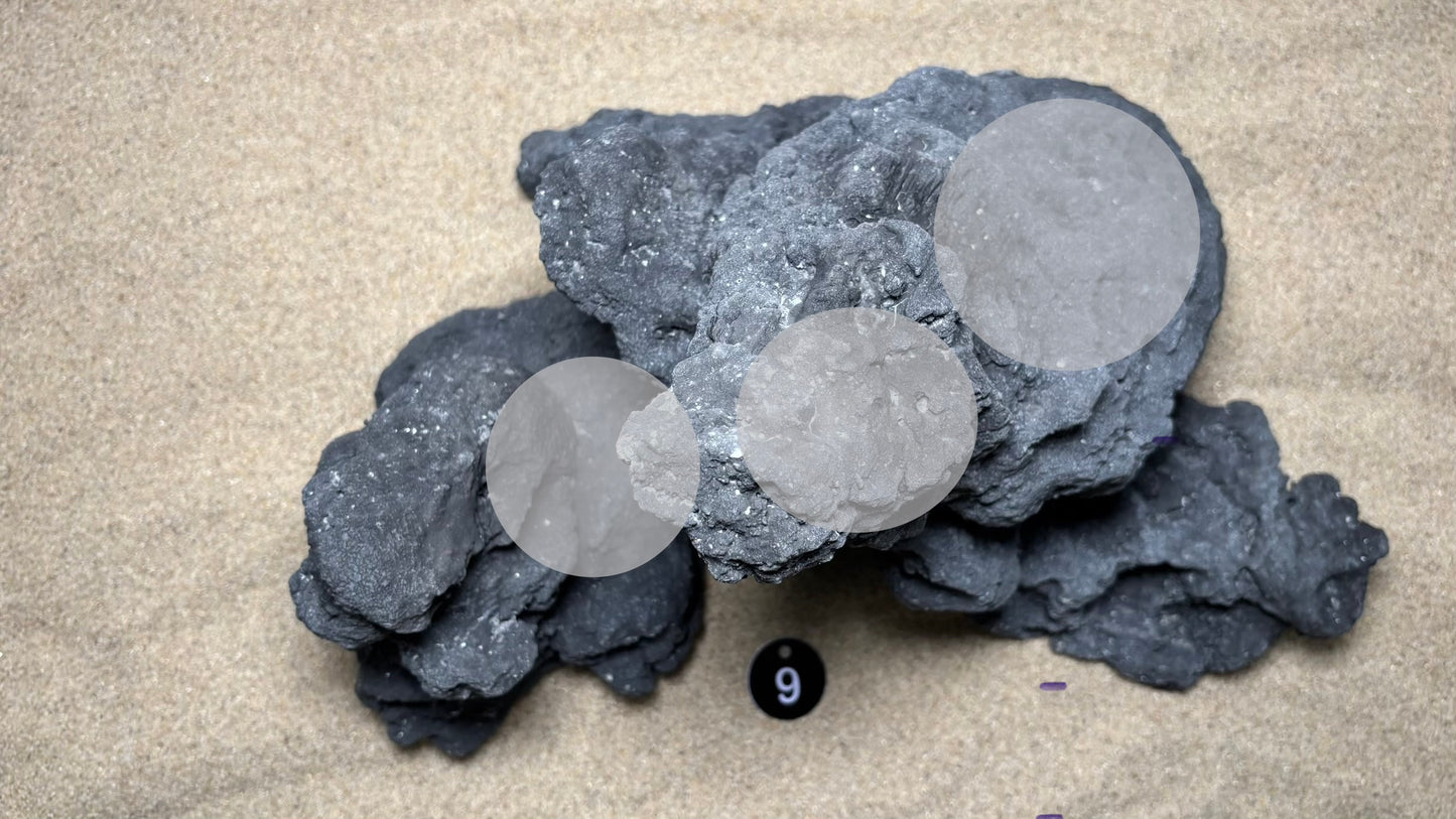 Caverocks #009 Volcanic Core 42x24x27cm (LxBxH)