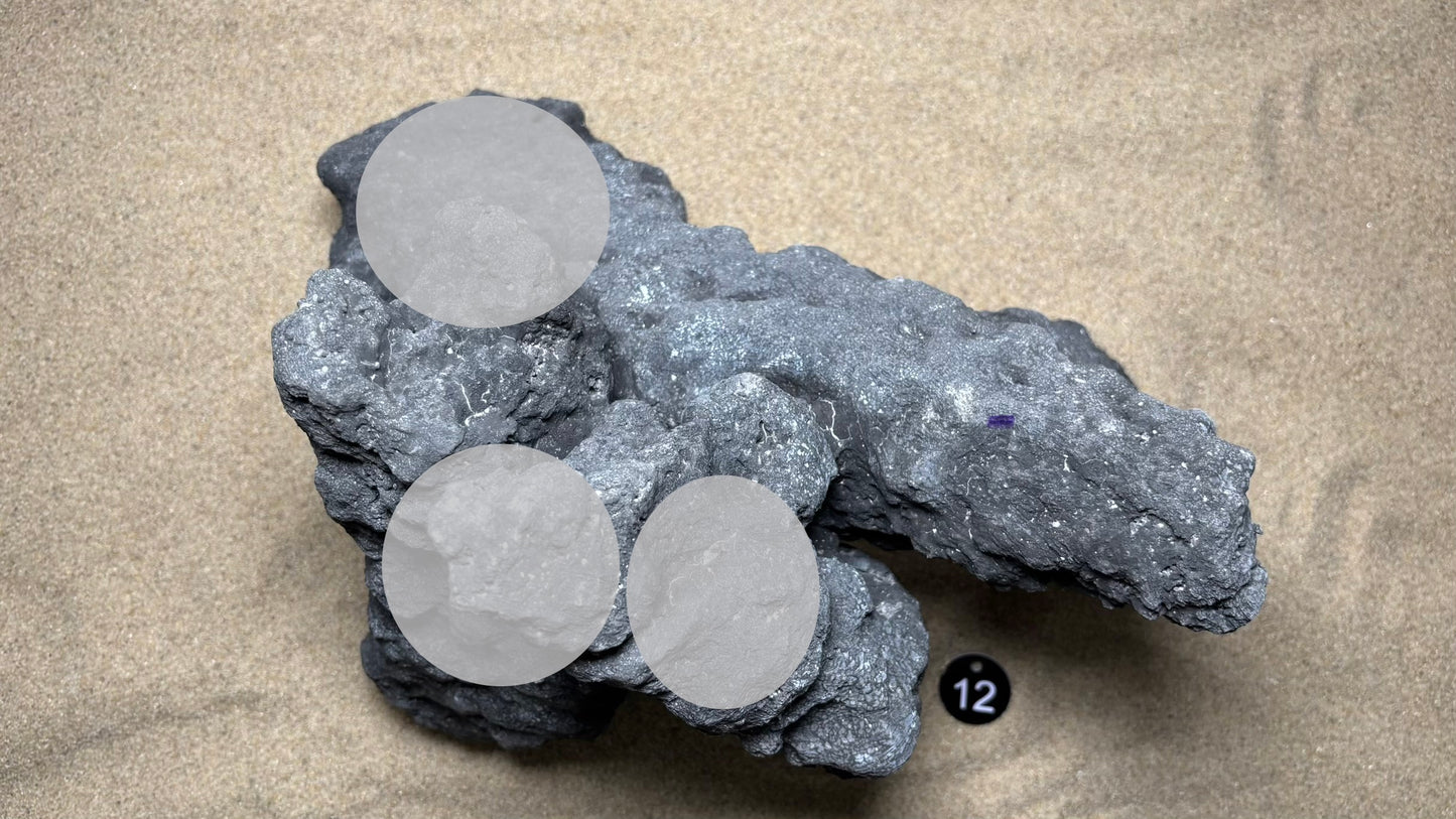 Caverocks #012 Volcanic Core 38x27x31cm (LxBxH)