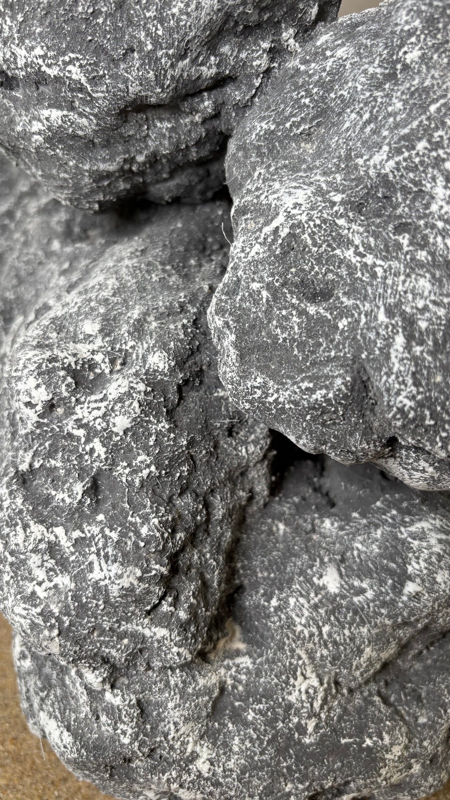 Caverocks #017 Shadow Creek 40x28x29cm (LxBxH)